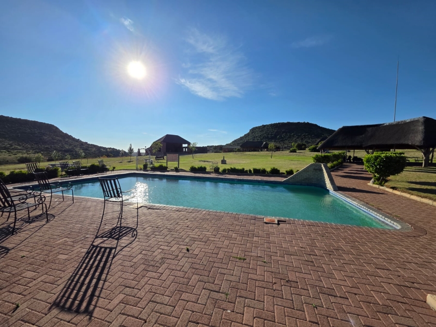 38 Bedroom Property for Sale in Paul Roux Free State